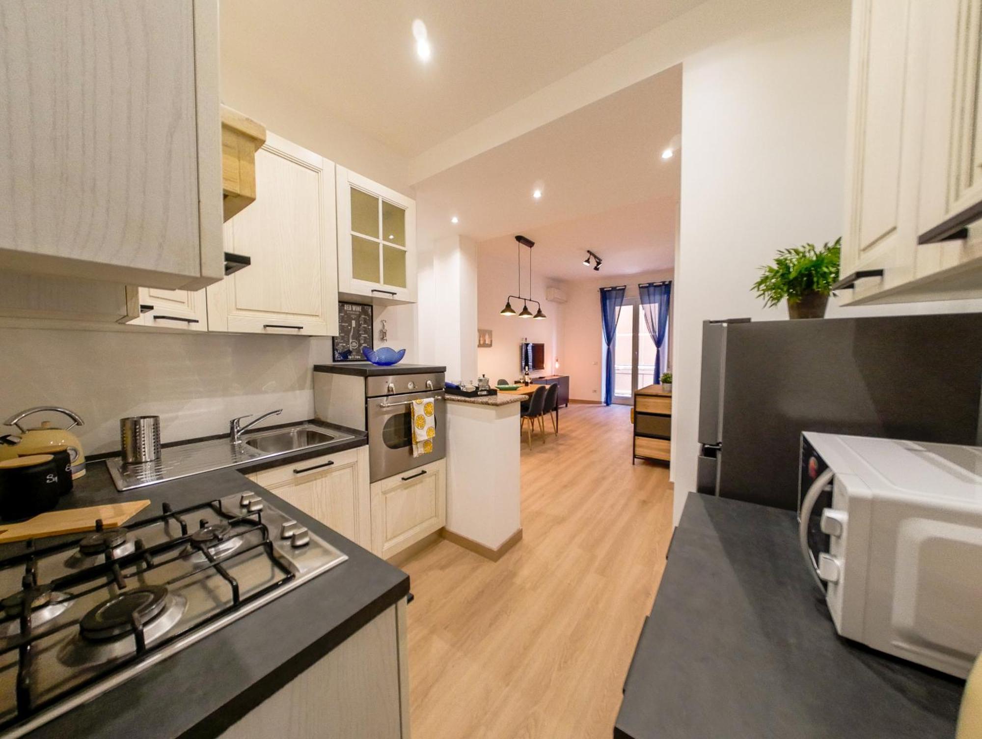 Chic Modern 2-bedroom Near Metro Apartamento