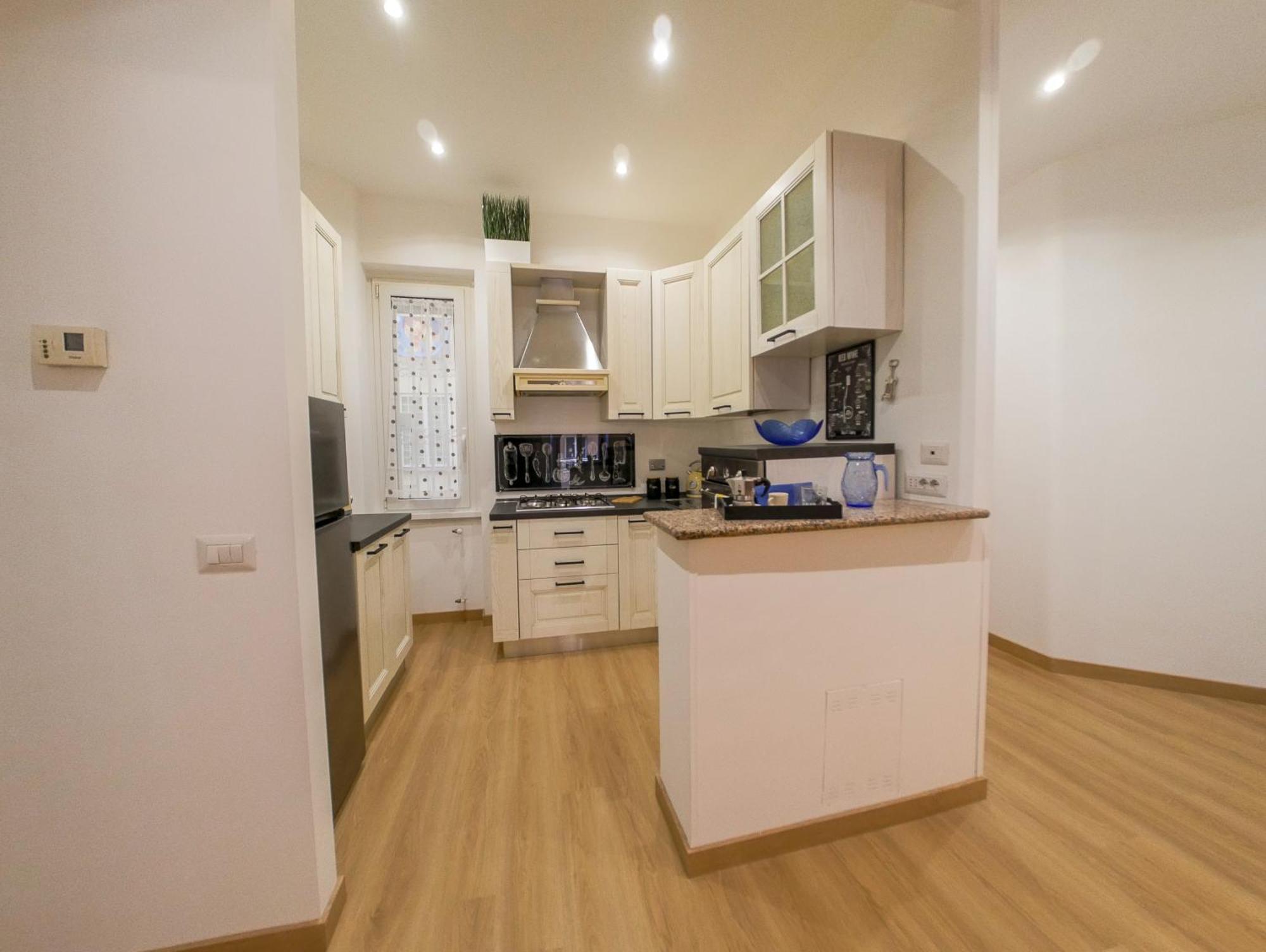 Chic Modern 2-bedroom Near Metro Apartamento Roma